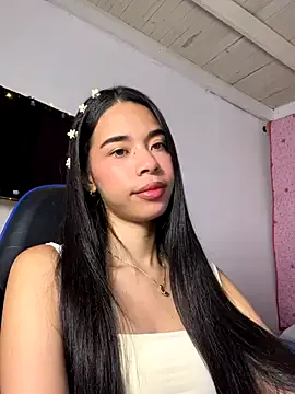 Milleradhara24 on StripChat 