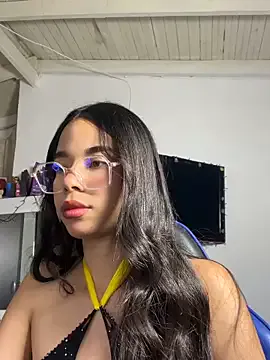 Milleradhara24 on StripChat 