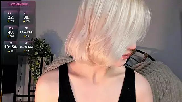milli_sun_ from StripChat