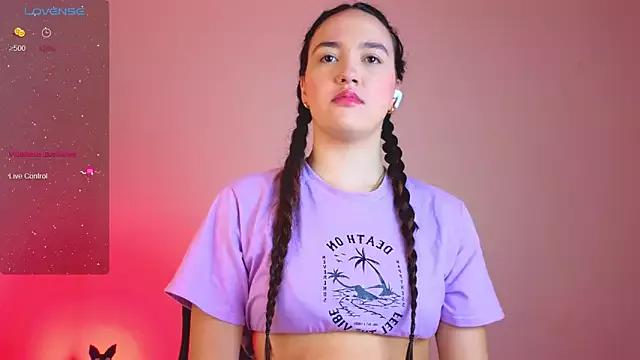 milly_03 from StripChat
