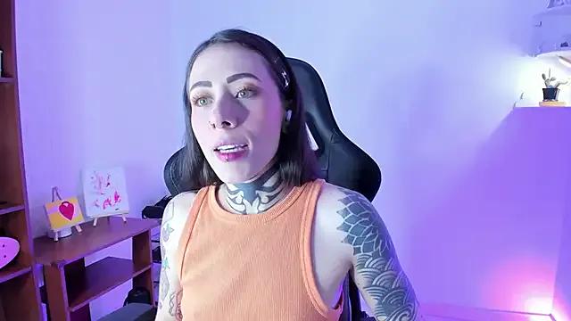 MillyInk from StripChat