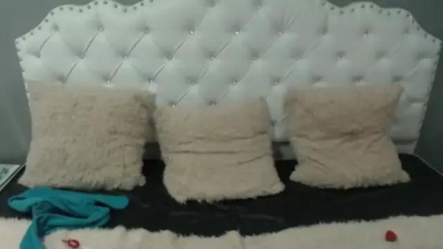 MillyMilk_ from StripChat