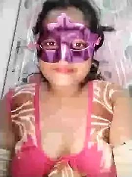 Mimi87hoty from StripChat