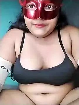 Mimi87hoty from StripChat