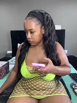 MimiCurves from StripChat