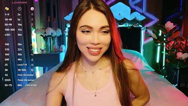 MimiFors from StripChat is Freechat