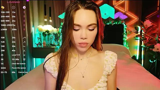 MimiFors from StripChat