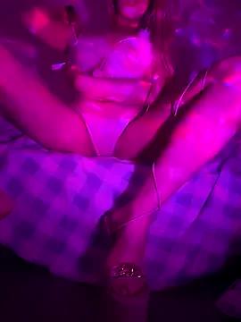 Try our streaming cams variety and talk on a personal level with our adorable girls streamers, showing off their bountiful shapes and dildos.