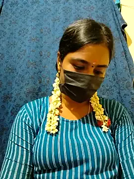 Mini-queen from StripChat