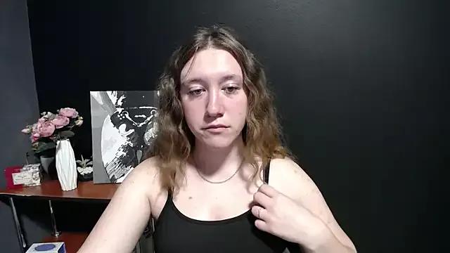 mini_bettie from StripChat