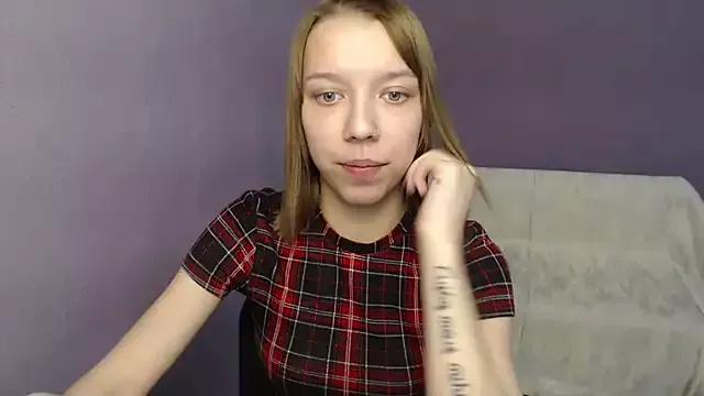Try our streaming cams variety and talk on a personal level with our adorable girls streamers, showing off their bountiful shapes and dildos.