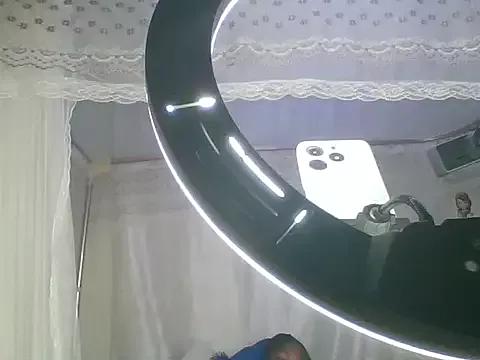 mini_sexy2 from StripChat