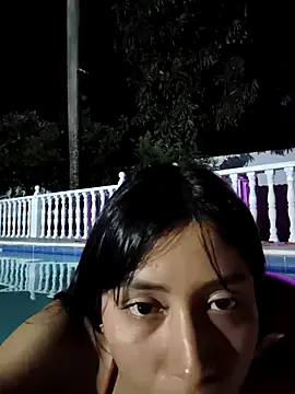 Minie03_ on StripChat 