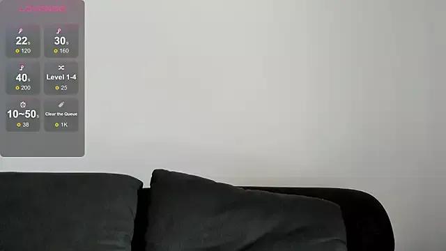 minimaya from StripChat