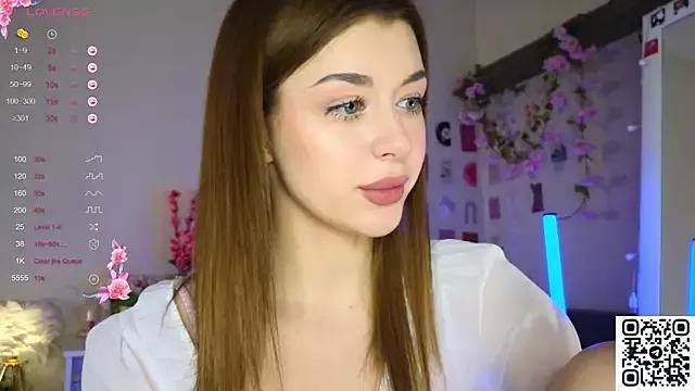 Minirini from StripChat