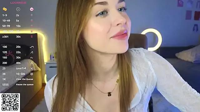 Minirini from StripChat