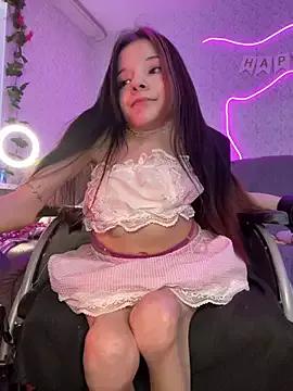 MiniSophiaa from StripChat