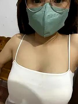 Minky69 from StripChat is Freechat
