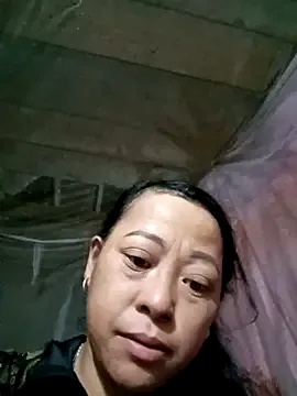 Minnakutew20 on StripChat 