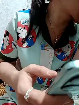 Minssara20 from StripChat is Freechat