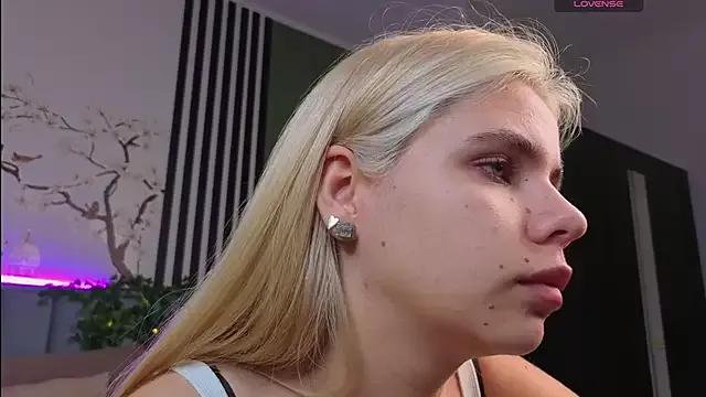Try our streaming cams variety and talk on a personal level with our adorable girls streamers, showing off their bountiful shapes and dildos.