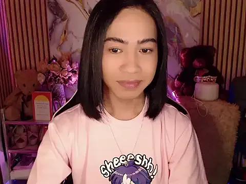 MiracleBloom from StripChat is Freechat