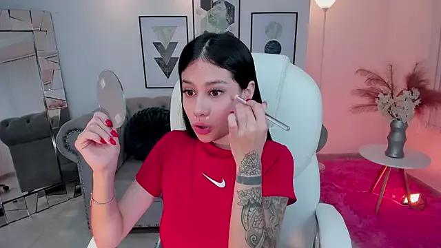Try our streaming cams variety and talk on a personal level with our adorable girls streamers, showing off their bountiful shapes and dildos.