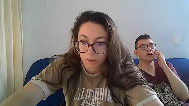 Miranda_sexlove_ from StripChat is Freechat