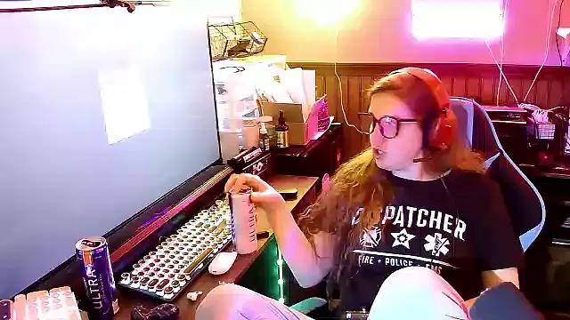 Try our streaming cams variety and talk on a personal level with our adorable girls streamers, showing off their bountiful shapes and dildos.