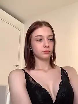 MiraXS from StripChat is Freechat