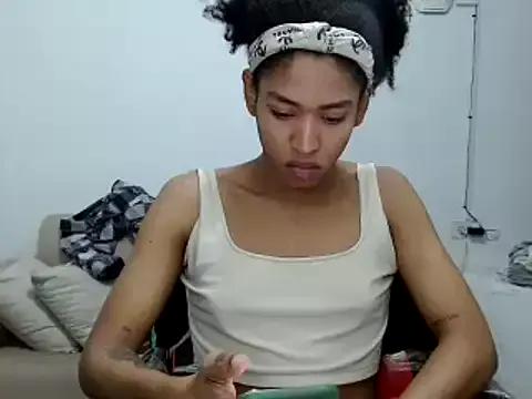 miriam775 from StripChat