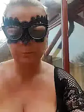 MiriandZacki on StripChat 