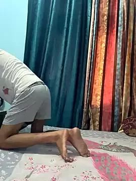 Mis_malika2 from StripChat is Group