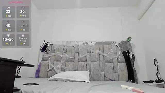 Try our streaming cams variety and talk on a personal level with our adorable girls streamers, showing off their bountiful shapes and dildos.