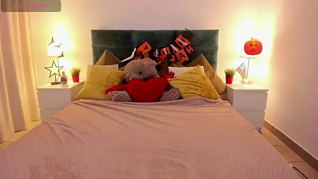 Try our streaming cams variety and talk on a personal level with our adorable girls streamers, showing off their bountiful shapes and dildos.