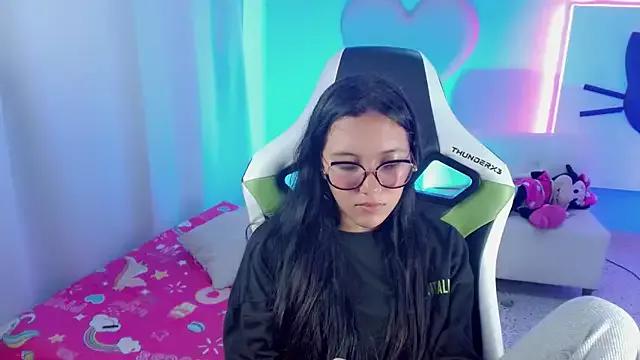 mishel_hott from StripChat is Freechat