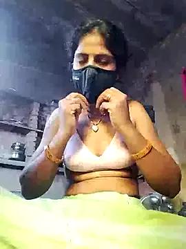 MISS-KAYA from StripChat