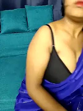 Miss-oly from StripChat