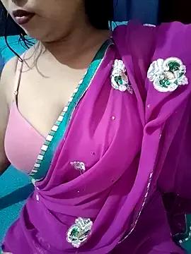 Miss-oly from StripChat