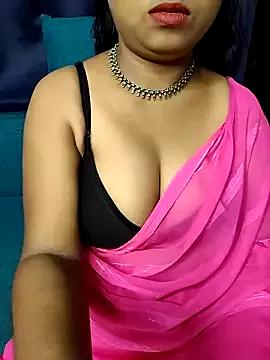 Miss-oly from StripChat