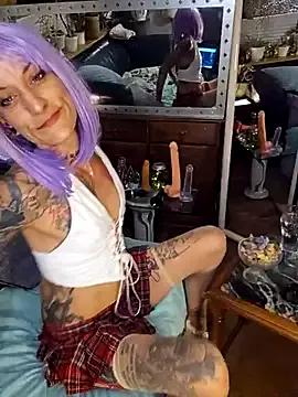Miss-Paradise from StripChat