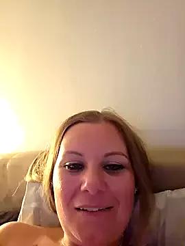 Miss-ShelbyXX from StripChat