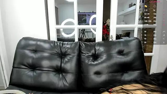 Try our streaming cams variety and talk on a personal level with our adorable girls streamers, showing off their bountiful shapes and dildos.