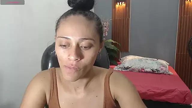 Miss__mia18 from StripChat