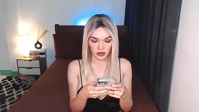 Miss_AdrestiaMoore from StripChat is Freechat