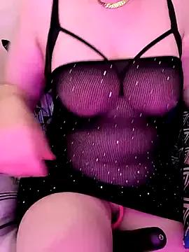 Miss_Afnane_squirt from StripChat