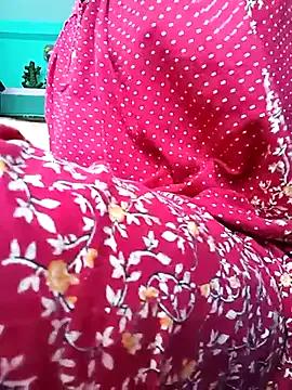 Miss_anu from StripChat is Freechat