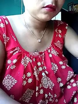 Miss_anu from StripChat is Freechat