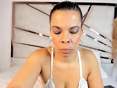 Miss_brenda from StripChat