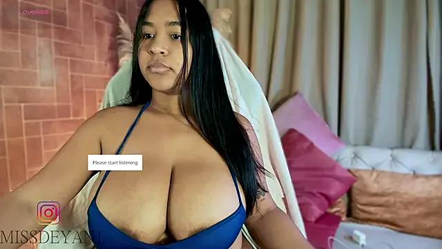 Miss_deyan from StripChat